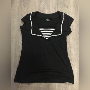 Rockabilly Ladies Extra Large Stretchy Black and White Sailor Top Vintage